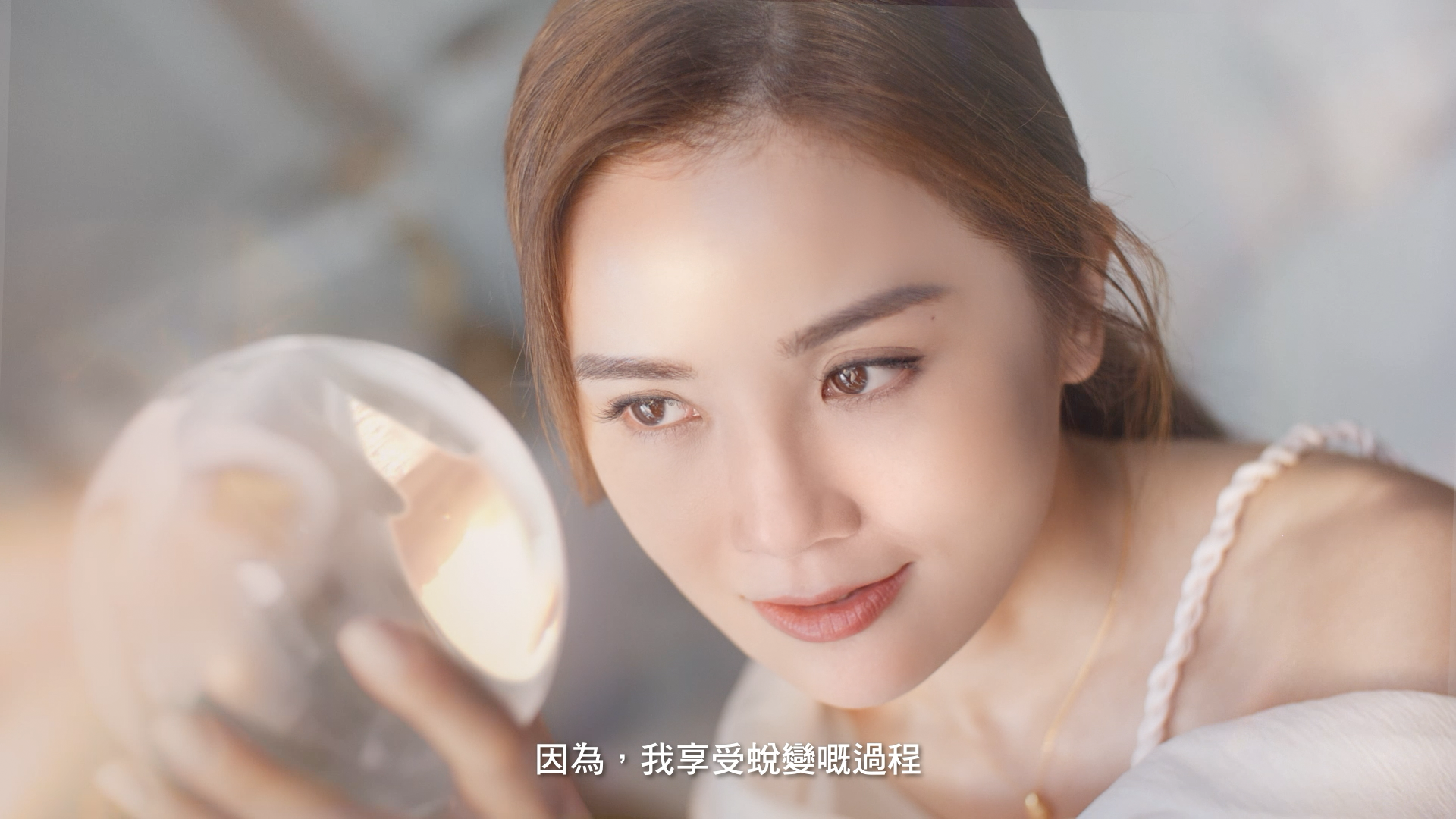 hada_labo_premium_x_ah_sa_tvc_05